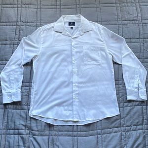 White dress shirt